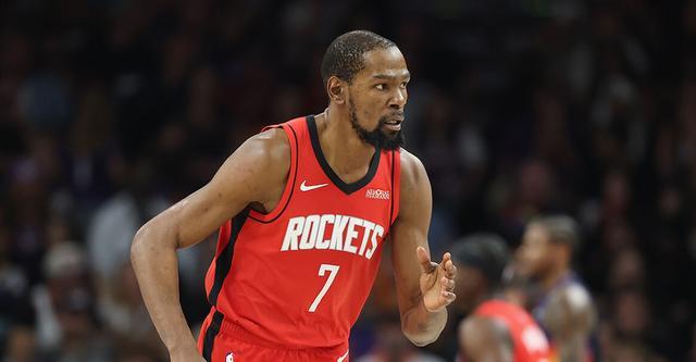 B体育登录入口-杜兰特24+4布克31+8 火箭逆转太阳斩获七连胜